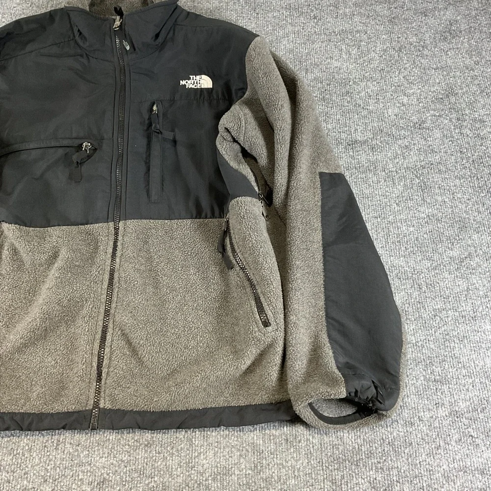 The North Face Denali Fleece Jacket Mens Medium Gray Black FZip Polartec Outdoor